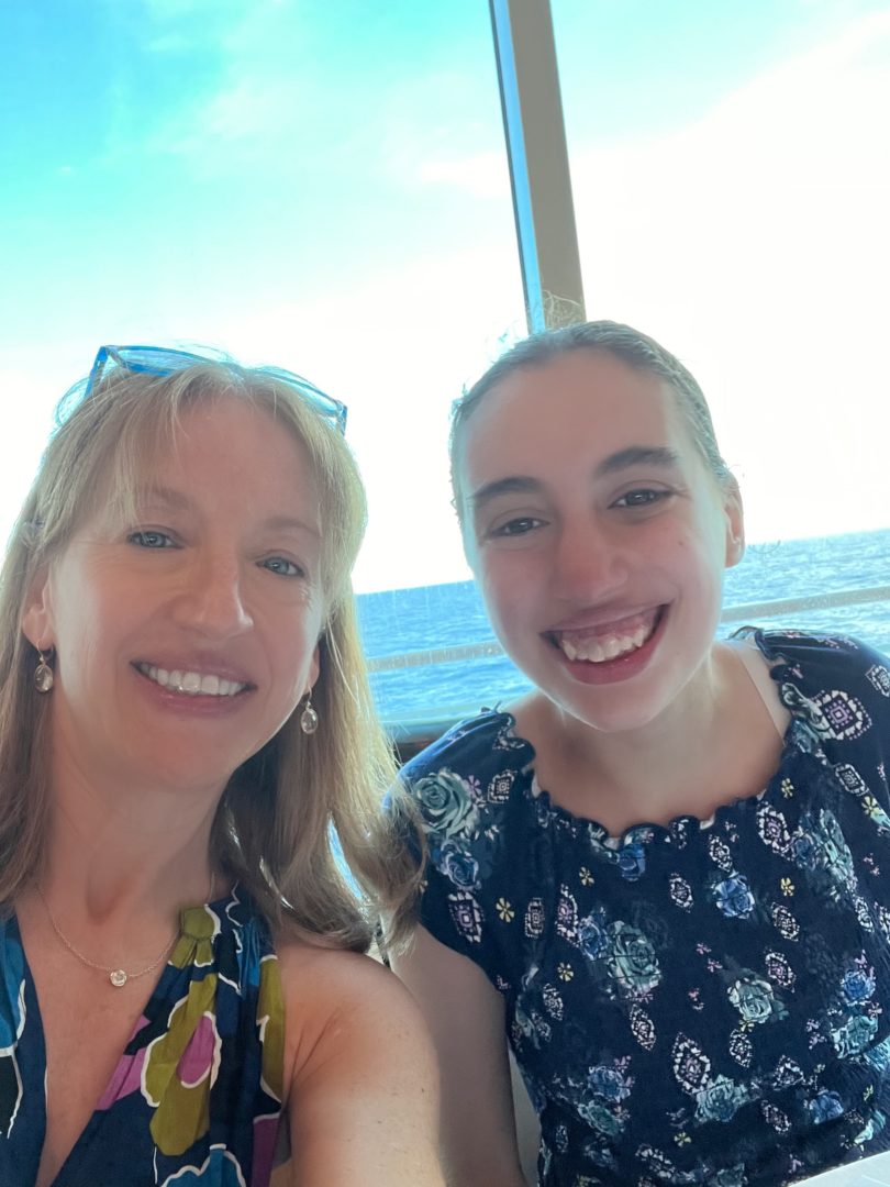 Alison and Jodie Singer smile together on vacation